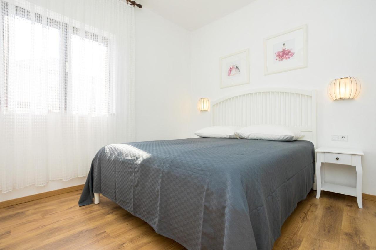 Dubasa B&B Vantacici Exteriér fotografie