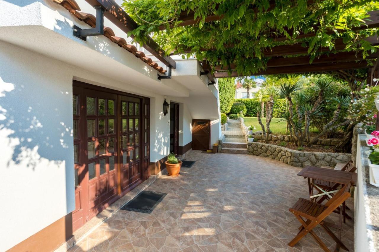 Dubasa B&B Vantacici Exteriér fotografie