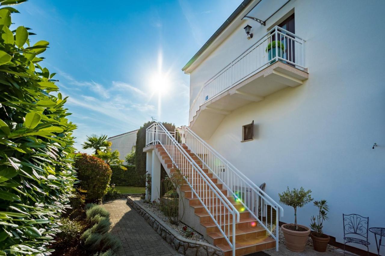Dubasa B&B Vantacici Exteriér fotografie
