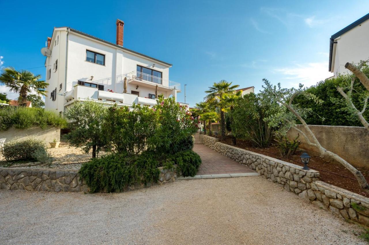 Dubasa B&B Vantacici Exteriér fotografie